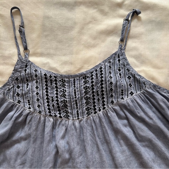 Torrid Sz 12 sleeveless embroidered rayon Boho Western camisole Whimsigoth - Picture 7 of 8